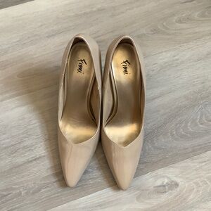 Beige/nude patent 4in heels